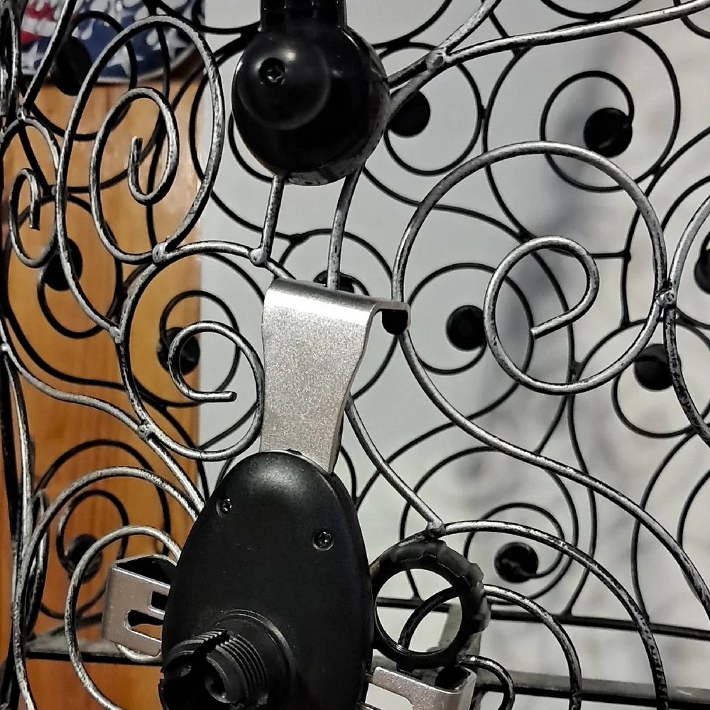 Universal Black and Silver Car Phone Mount Holder